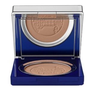 La prairie pure ivory powder foundation brand new